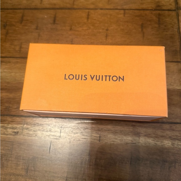 Louis Vuitton Black Sunglasses - Picture 13 of 16